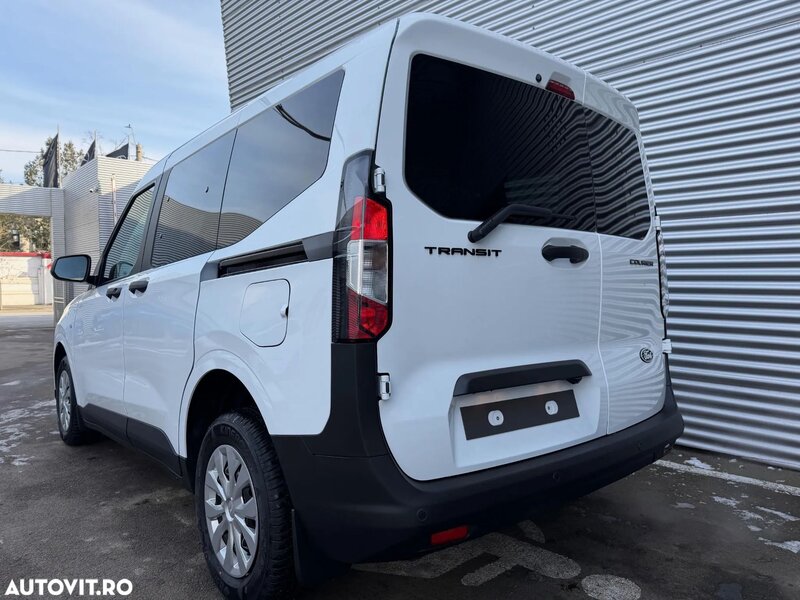 Ford Courier